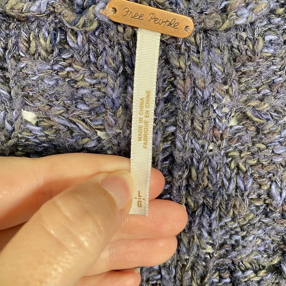 Free People Sweater Womens Large Purple Button Up Textured Cardigan Boho Knit - Picture 3 of 11